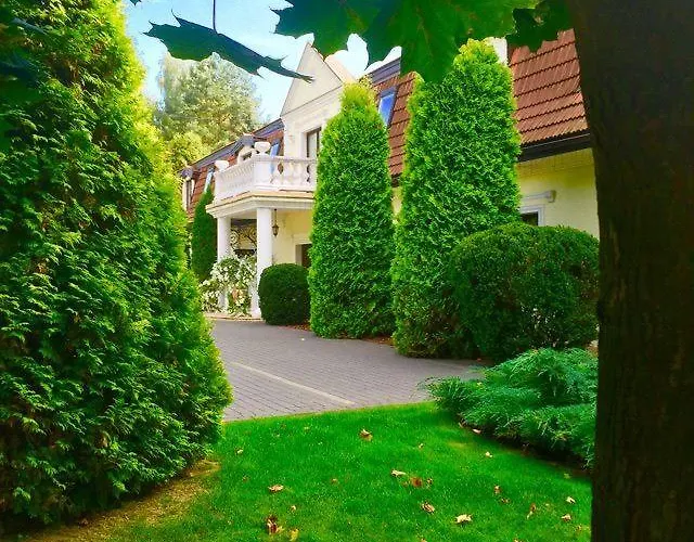 Noce i Dnie Hotel