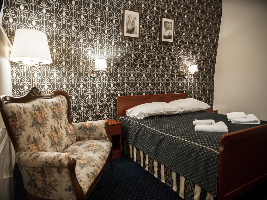 Hotel Noce I Dnie 3*